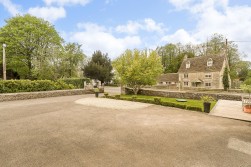 Sodbury Road, Acton Turville, GL9
