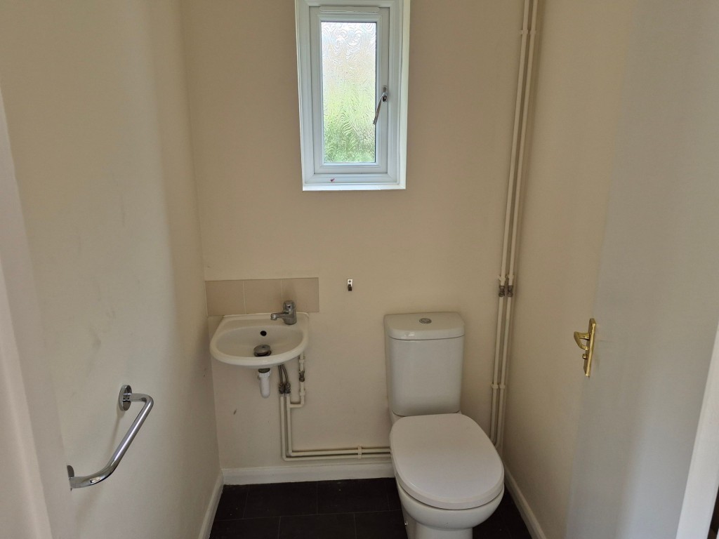 Lancaster Road, Yate, BS37