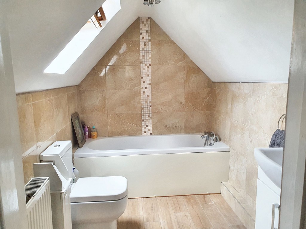 Chaingate Lane, Iron Acton, BS37