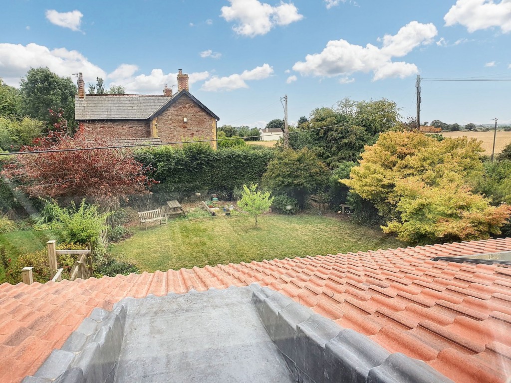 Chaingate Lane, Iron Acton, BS37