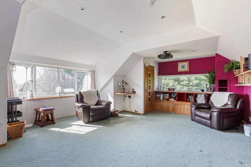 Parkfield, Pucklechurch, BS16