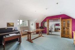 Parkfield, Pucklechurch, BS16