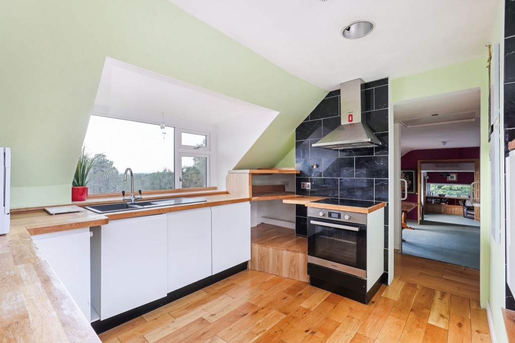 Parkfield, Pucklechurch, BS16