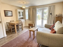 Brookthorpe Court, Yate, BS37