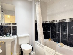 Brookthorpe Court, Yate, BS37