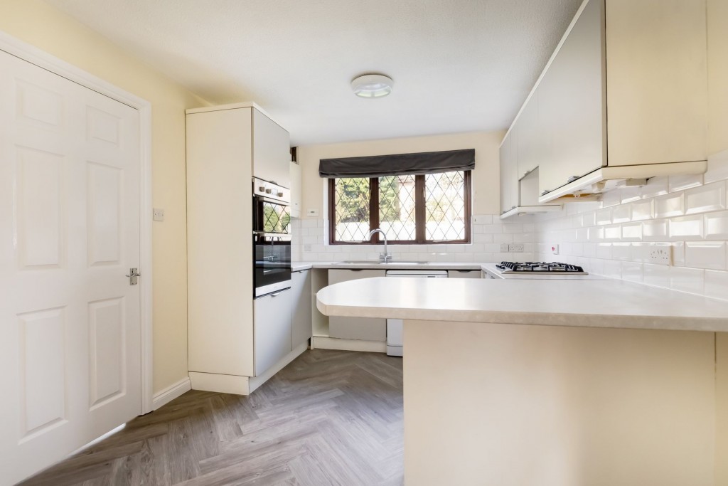 Woodlands Road, Charfield, GL12
