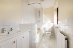Woodlands Road, Charfield, GL12