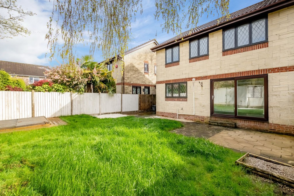 Woodlands Road, Charfield, GL12