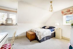 Station Road, Wickwar, GL12