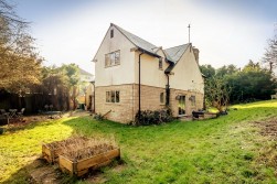 Station Road, Wickwar, GL12
