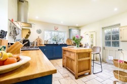 Station Road, Wickwar, GL12