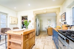 Station Road, Wickwar, GL12