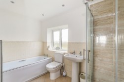 Marshfield Road, Tormarton, GL9