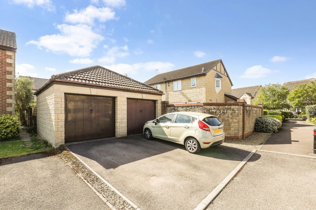 Couzens Close, Chipping Sodbury, BS37