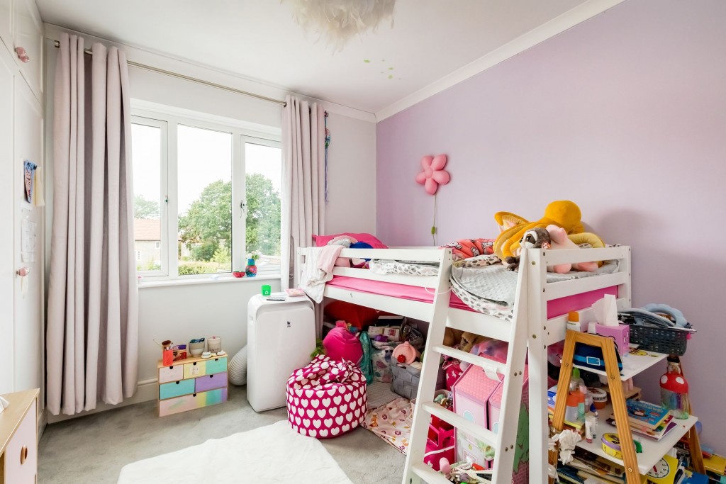 North Road, Yate, BS37