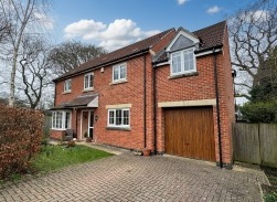 Waverley Close, Rangeworthy, BS37