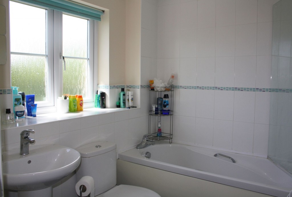 Laddon Mead, Yate, BS37