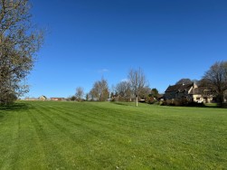 Petty France, Badminton, GL9