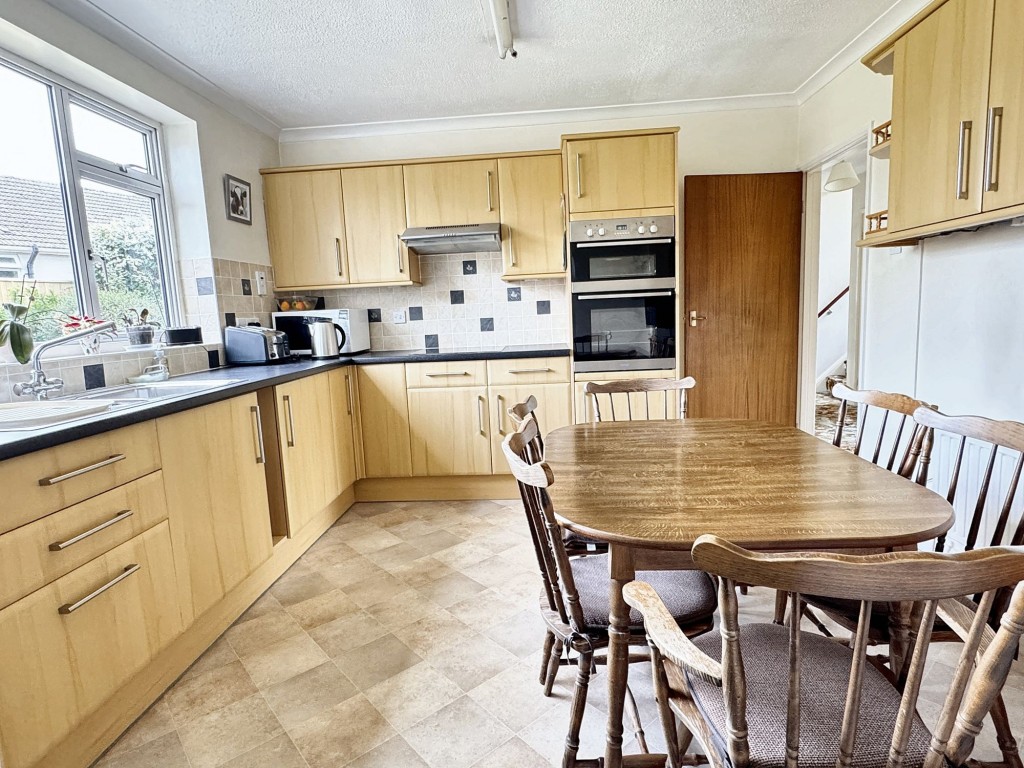 Kings Lane, Pucklechurch, BS16