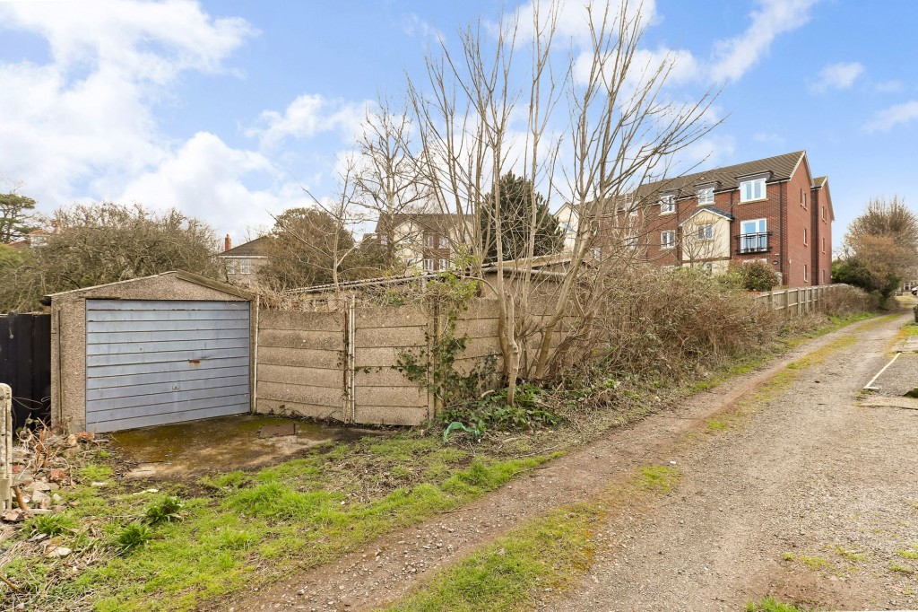Overnhill Road, Bristol, BS16
