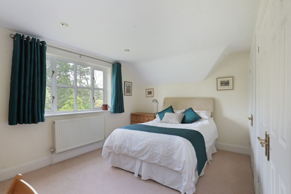 High Street, Iron Acton, BS37