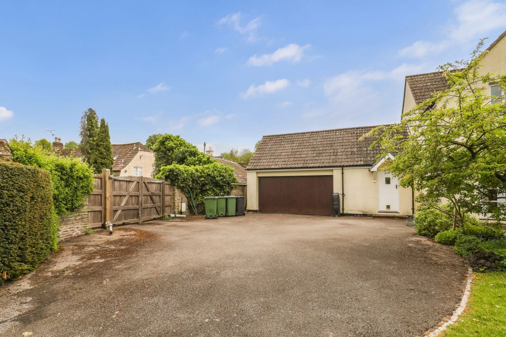 High Street, Iron Acton, BS37