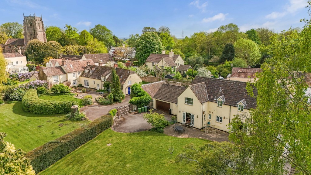 High Street, Iron Acton, BS37