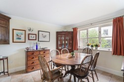 High Street, Iron Acton, BS37