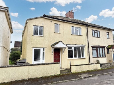 Chippenham Road, Marshfield, SN14