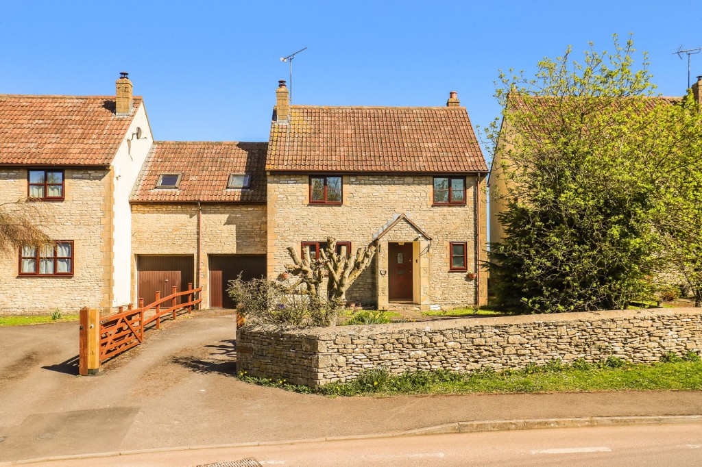 Marshfield Road, Tormarton, GL9