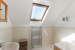 Marshfield Road, Tormarton, GL9