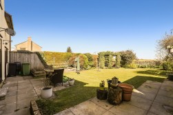 Marshfield Road, Tormarton, GL9