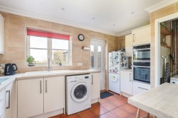 Marshfield Road, Tormarton, GL9