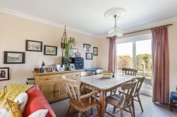 Marshfield Road, Tormarton, GL9