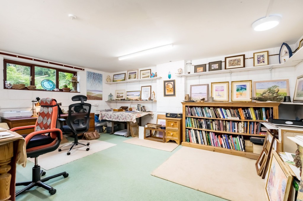 Wotton Road, North Nibley, GL11