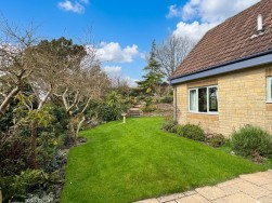 Wotton Road, North Nibley, GL11