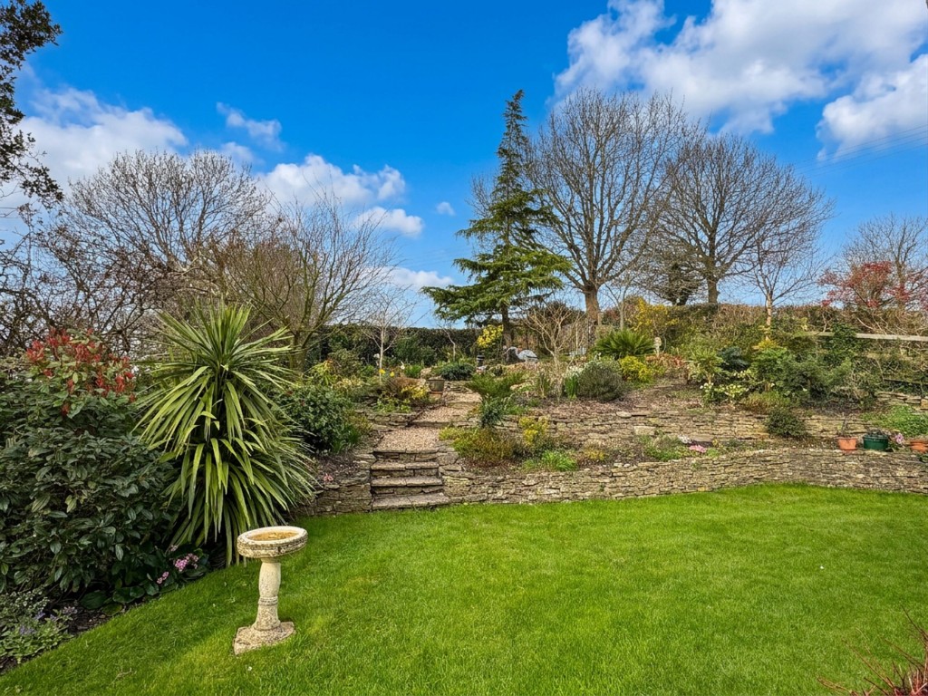 Wotton Road, North Nibley, GL11