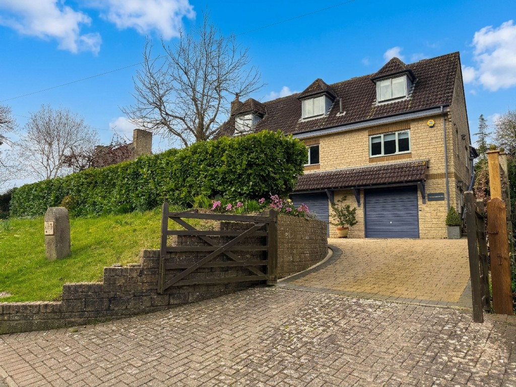 Wotton Road, North Nibley, GL11