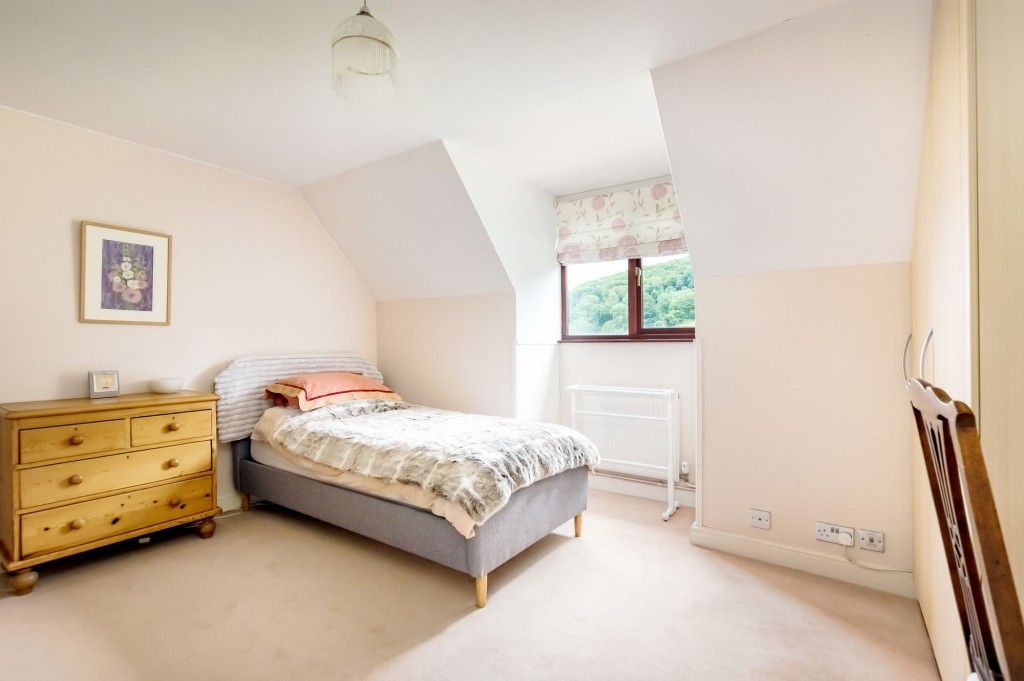 Wotton Road, North Nibley, GL11