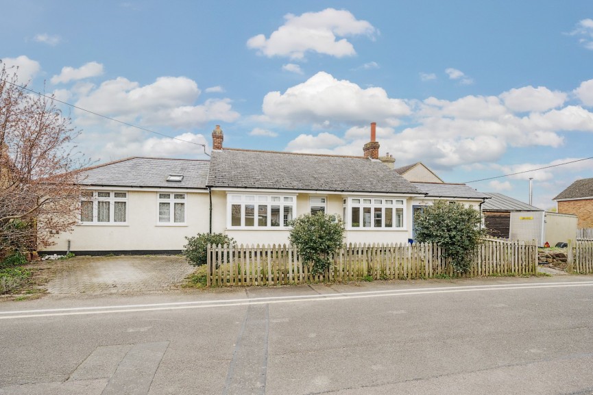 Chapel Road, Flitwick, Bedfordshire