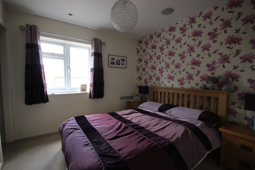 2 bedroom House for Sale Stewartby, Bedford