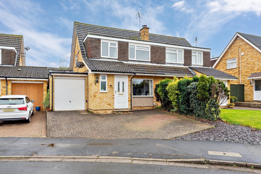 Westbury Close, Hitchin, Hertfordshire