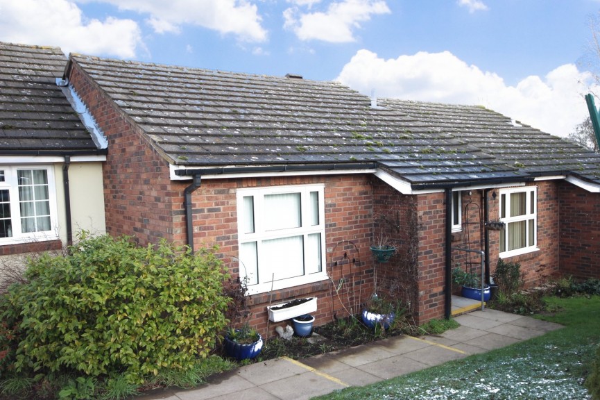 1 bedroom Bungalow for Sale Ampthill, Bedfordshire