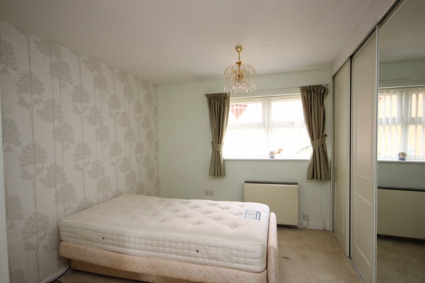1 bedroom Bungalow for Sale Ampthill, Bedfordshire