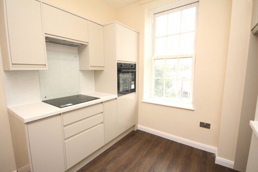 2 bedroom Flat for Letting Station Road, Letchworth Garden City, Hertfordshire
