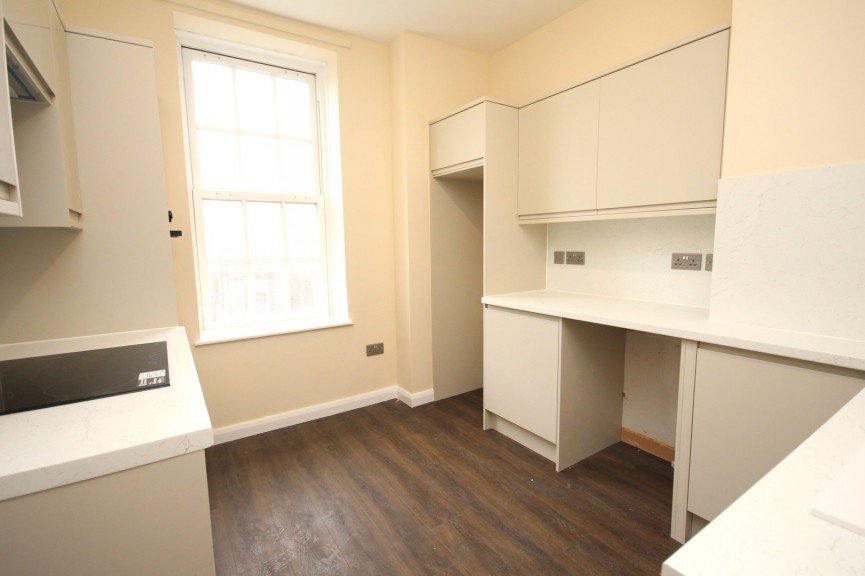 2 bedroom Flat for Letting Station Road, Letchworth Garden City, Hertfordshire