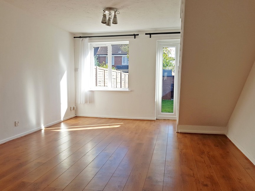 2 bedroom House for Letting Wellington Drive, Welwyn Garden City, Hertfordshire