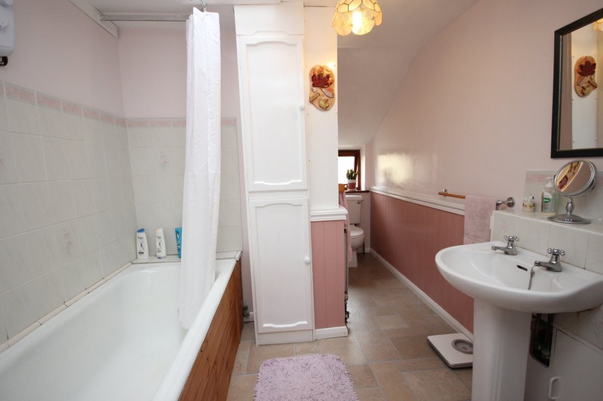 4 bedroom House for Sale Gravenhurst, Bedfordshire