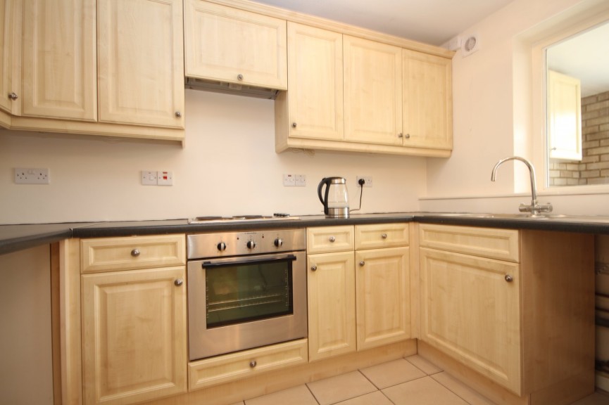3 bedroom House for Letting Bury Road, Shefford, Bedfordshire