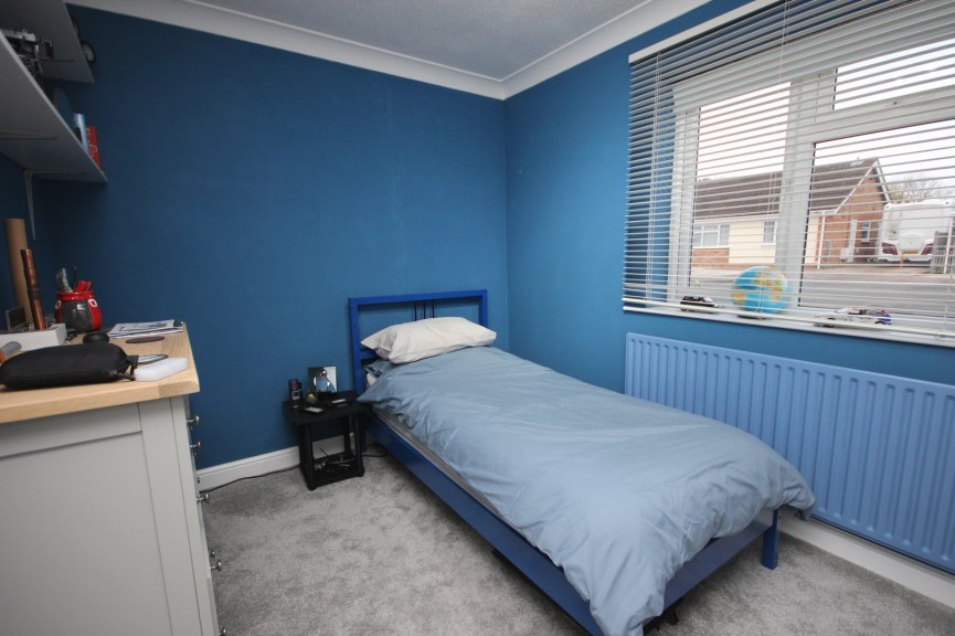 2 bedroom Bungalow for Sale Wilstead, Bedfordshire